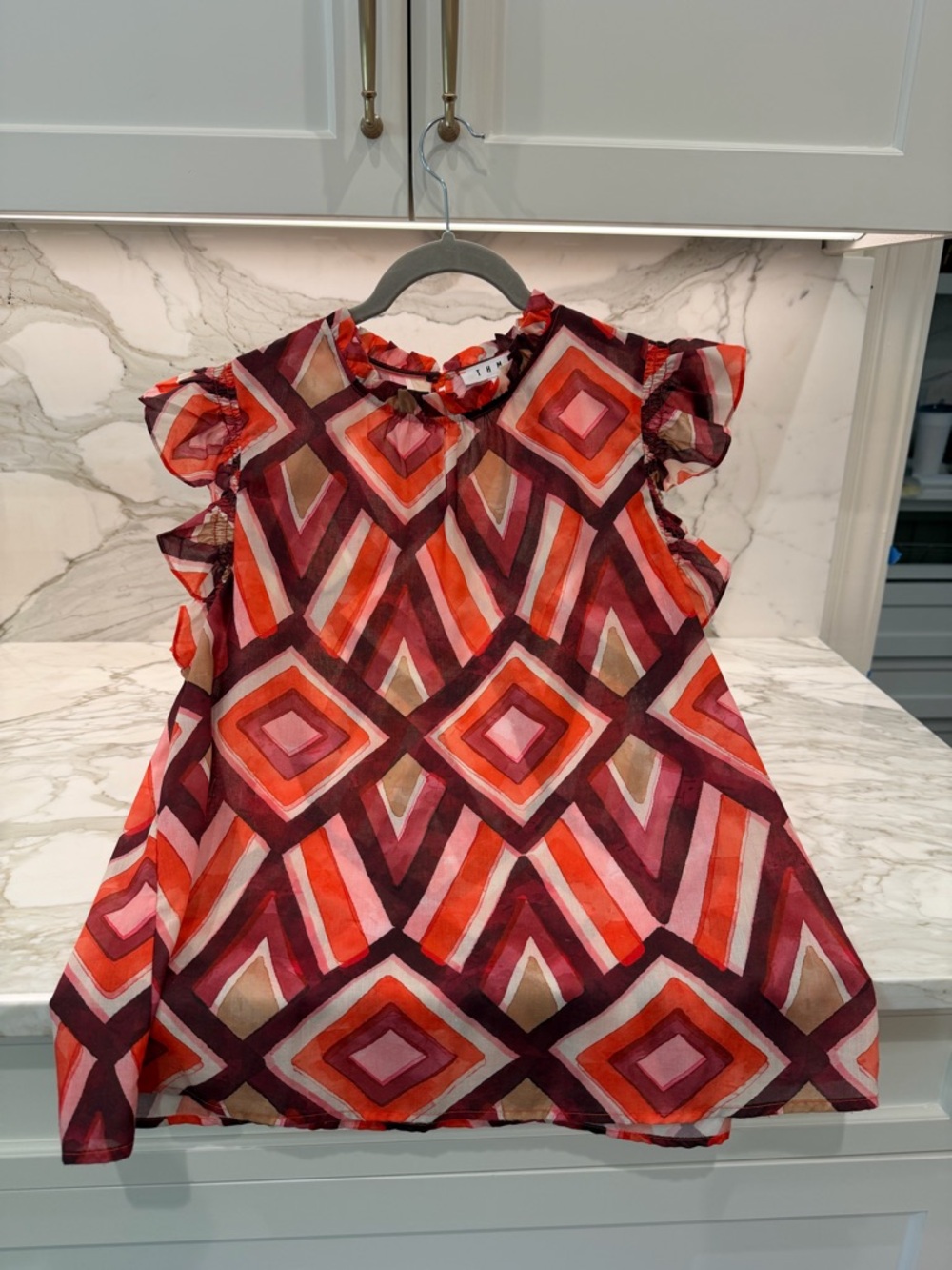 THML Multi-Color Geometric Ruffle Sleeve Top - Red, Pink, Brown